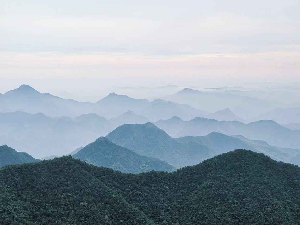 Ascend to Panoramic Vistas of Masterpiece